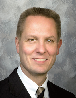 Frank Kulaszewicz ：集成架构和软件业务实现高速增长