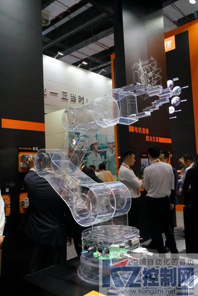 TE展示工业机器人解决方案.jpg